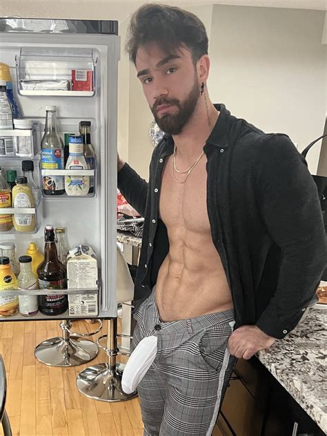 shreds onlyfans nude|Skyler Fancy (shredtacular) – Gay for Fans